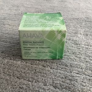 AHAVA mineral radiance